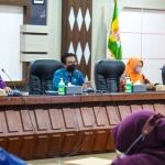 Kepala Dinas Komunikasi dan Informatika Kota Kediri, Apip Permana (dua dari kiri). Foto: Ist