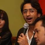 Shaheer Sheikh bersama Kirana Larasati dan Hanung Bramantyo. foto: kapanlagi.com