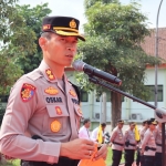 Kapolres Batu AKBP Oskar Syamsuddin pada apel pagi di Polres Kota Batu (dok. ist)