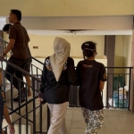 Salah satu pelaku saat digelandang di Mapolres Sampang