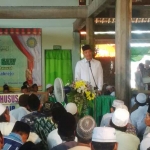 Menpora Imam Nahrawi dalam acara Maulud Nabi di PP.Arroudloh, Tambak Rejo, Paserepan, Pasuruan, Senin (20/11).