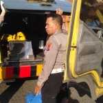 Evakuasi sopir truk tangki yang tewas di Sidoarjo.
