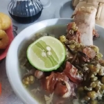 Kaldu kokot alias kaldu kikil, salah satu menu khas Pamekasan yang bakal menjadi sajian saat Festival Semalam di Madura, Sabtu (1/11/2025) besok.