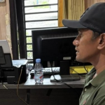 Warga Bangkalan yang menyusup ke kapal MT Soechi Prestasi tengah malam saat diperiksa polisi