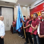William Yani, saat dilantik sebagai Ketua Umum PP Serikat Pekerja Informal Migran dan Pekerja Profesional Indonesia (SP-IMPPI). Foto: Ist.