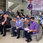 AHY berkunjung ke Pabrik Maspion I di Aloha, Gedangan Kabupaten Sidoarjo Jawa Timur, Sabtu (19/2).