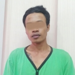 Tersangka YY alias Abib diamankan di Mapolrestabes Surabaya.