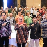 Gubernur Khofifah saat menghadiri Rakorwasda Jatim 2025.