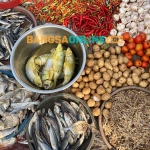 Harga sembako di Jatim hari ini cenderung stabil. Foto: Sulthon/Bangsaonline.