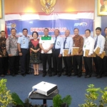 Wali Kota Anton beserta segenap penerima DIPA 2018, di kantor KPPN Malang, Rabu (20/12).