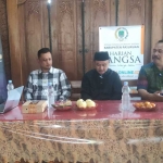 Anggota Komisi I DPRD Kabupaten Pasuruan saat podcast bersama BANGSAONLINE dalam program Jawara atau akronim dari Jagongan Wakil Rakyat.