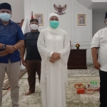 
Cak Yusup dampingi Gubernur saat acara dua tahun ke pemimpinanya.