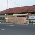 Kantor Dinas Tenaga Kerja, dan Transimigrasi (Disnakertrans) Kabupaten Sumenep. foto: rahamtullah/ BANGSAONLINE