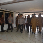 Kapolda Jatim bersama Forkopimda Tulungagung saat kunjungi mapolres.