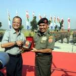 ?
Asisten Teritorial (Aster) Panglima TNI Mayjen TNI Ngakan Gede Sugiartha Garjitha, S.H bersama pihak PT KBN.foto:puspen mabes TNI