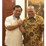 La Nyalla bersama Ketua Umum DPP Partai Gerindra, Prabowo Subianto dalam satu kesempatan. 