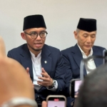 Wamenhaj saat tiba di Bandara Jeddah bersama beberapa rombongan amirul hajj. Foto: MCH 2026.
