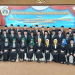 Para anggota DPRD Gresik periode 2019-2024 foto bersama usai dilantik pada 23 Agustus lalu. foto: SYUHUD/ BANGSAONLINE