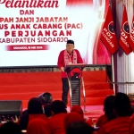 Ketua DPC PDIP Sidoarjo Hari Yulianto sambutan saat Pelantikan PAC se-Kabupaten Sidoarjo, Senin (18/5/2026) malam. foto istimewa
