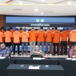 Konferensi pers terkait pengamanan 170 WNA dalam Operasi Wira Waspada Ditjen Imigrasi.