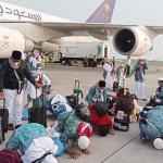 Jamaah Haji asal Tuban saat tiba di Bandara Juanda Surabaya.