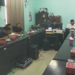 Rapat antara dewan dengan DPMD Jombang.