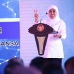 Gubernur Jawa Timur, Khofifah Indar Parawansa secara resmi meluncurkan program Badan Layanan Umum Daerah (BLUD) Plus di SMK Negeri 2 Donorojo, Kab. Pacitan. foto: ist