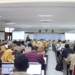 Dinas Pendidikan saat membuka sosialisasi penggunaan aplikasi dana BOS.