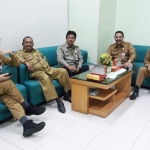 Lima kandidat Sekda Gresik, Andhy, Rudi, Tarso, Hasan, dan Najikh. foto: SYUHUD/ BANGSAONLINE