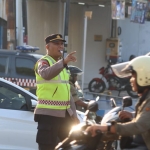 Anggota Polres Madiun Kota dan Jajarannya laksanakan Gakturlalin di jam rawan.
