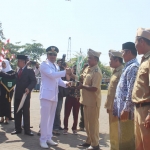 Bupati Pasuruan Irsyad Yusuf saat mengikuti upacara Hari Jadi Kabupaten Pasuruan di Alun-Alun Bangil.