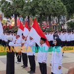 Gubernur Khofifah saat memimpin Apel Kesiapan Petugas Haji Indonesia Embarkasi Surabaya-Jawa Timur Tahun 2023. Foto: DEVI FITRI AFRIYANTI/BANGSAONLINE