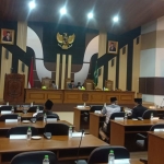 Suasana rapat di DPRD Kabupaten Pasuruan.