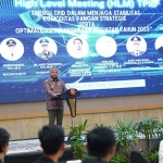 Wakil Wali Kota Batu saat memberi sambutan.