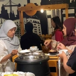 Suasana berbuka puasa di Favehotel Malang.