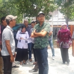 Komisi C DPRD Lamongan saat melakukan sidak ke lapangan.