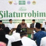 Wali Kota Kediri Abdullah Abu Bakar saat memberi sambutan. Foto: Ist.