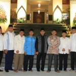 Kapolda Jatim Irjen Machfud Arifin saat foto bersama Ketua PP Polri Jatim Irjen Pol (Purn) Drs. Untung S Rajab berikut pengurus. 
