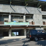 Proyek Stadion Yosonegoro yang berulang kali gagal lelang.