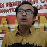 
Komisioner Komisi Pemilihan Umum (KPU) Pamekasan Devisi Teknis Amirudin. 