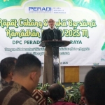 Wali Kota Kediri, Vinanda Prameswati saat memberi sambutan