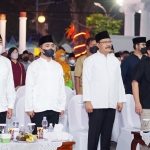 Menteri BUMN Erick Thohir (kemeja  hitam) saat silaturahmi dengan para ulama sekaligus halal bihalal dengan warga di Gedung Harmoni, Kamis (5/5/2022) malam.