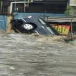 Banjir yang menerjang kawasan Kota Bandung senin (24/10/2016) Foto : Istimewa