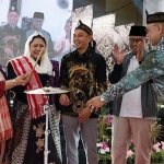 Staf Khusus Menteri Kebudayaan Bidang Hukum dan Kekayaan Intelektual B.R.A Putri Woelan Sari Dewi saat membuka Pekan Budaya dan Festival Musik 2025. Foto: Ist. 