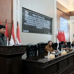Rapat paripurna DPRD Kota Batu agenda pembahasan pandangan Fraksi terhadap 3 Raperda