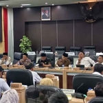Sidang di DPRD Pamekasan.