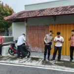 Polisi melakukan olah TKP peristiwa pelecehan yang menimpa siswi di Kota Blitar
