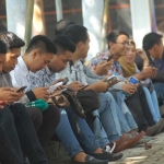 Para pencari kerja di acara Job Fair Trenggalek. foto: HERMAN S/ BANGSAONLINE