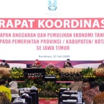 Pemprov Jatim menggelar rakor penyerapan anggaran dan pemulihan ekonomi tahun 2020 di Surabaya, Senin (27/7) siang.