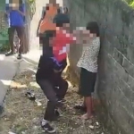 Tangkapan layar video perundungan yang diduga terjadi di SMPN 3 Doko.
